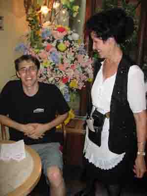 Caf� Schober waitress with David Moser